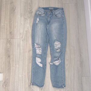 super cute light-med wash high rise ripped jeans!!!!!